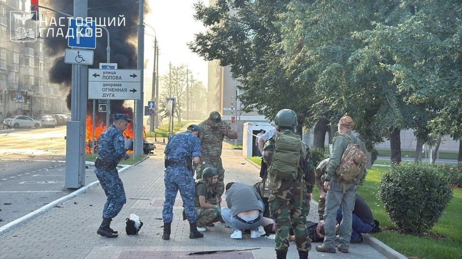 Pertahanan udara Rusia menembak jatuh puluhan drone Ukraina pada Senin sore (11/8/2025). (via REUTERS/Governor of Belgorod Region Vyac)