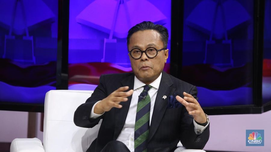 COO Danantara, Dony Oskaria dalam Special Talkshow Nota keuangan & RAPBN 2026 di Jakarta, Jumat (15/8/2025). (CNBC Indonesia/Tias Budiarto)