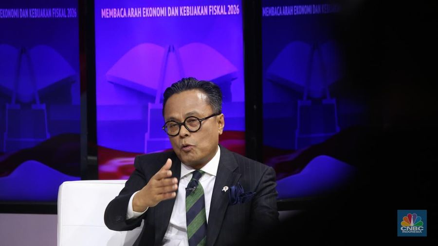 COO Danantara, Dony Oskaria dalam Special Talkshow Nota keuangan & RAPBN 2026 di Jakarta, Jumat (15/8/2025). (CNBC Indonesia/Tias Budiarto)