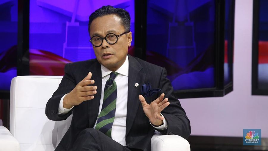 COO Danantara, Dony Oskaria dalam Special Talkshow Nota keuangan & RAPBN 2026 di Jakarta, Jumat (15/8/2025). (CNBC Indonesia/Tias Budiarto)