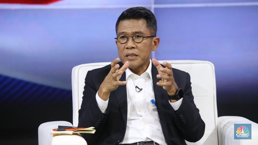Ketua Komisi XI DPR RI, Mukhamad Misbakhun dalam Special Talkshow Nota keuangan & RAPBN 2026 di Jakarta, Jumat (15/8/2025). (CNBC Indonesia/Tias Budiarto)