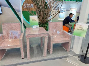 BI Pamer Meja & Kursi Rp 1 Miliar dari Limbah Uang Kertas, Begini Wujudnya