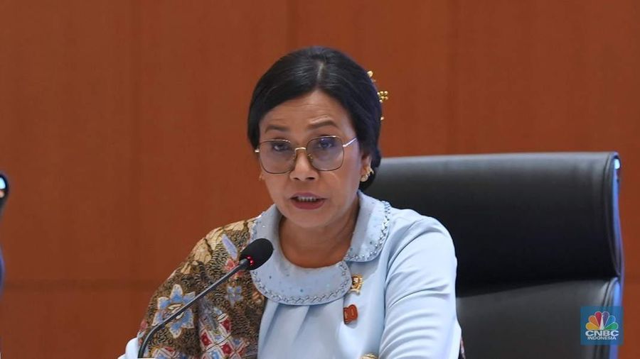 Menteri Keuangan Sri Mulyani dalam konferensi pers RAPBN & Nota Keuangan Tahun Anggaran 2026 di Aula Chakti Budhi Bhakti (CBB), Kantor Pusat Direktorat Jenderal Pajak, Jakarta, Jumat, (15/8/2025). CNBC Indonesia/Muhammad Sabki)