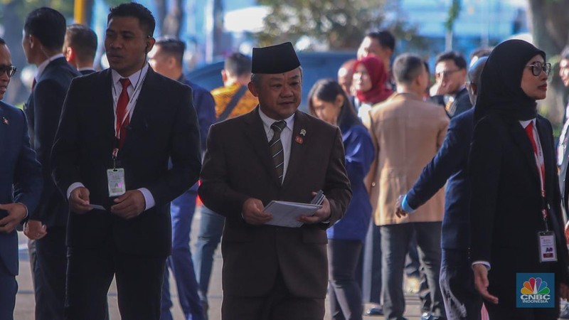 Menteri UMKM, Maman Abdurrahman saat dalam Sidang Tahunan 2025 di Gedung MPR/DPR RI, Jakarta, Jumat (15/8/2025). (CNBC Indonesia/Faisal Rahman)