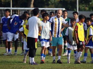 Safin Pati Sports School Datangkan Mantan Coach Educator La Masia Barcelona