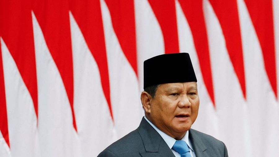 Presiden Indonesia Prabowo Subianto menyampaikan Pidato Kenegaraan tahunannya, menjelang Hari Kemerdekaan negara ini, di Jakarta, Indonesia, 15 Agustus 2025. (REUTERS/Ajeng Dinar Ulfiana/Pool)