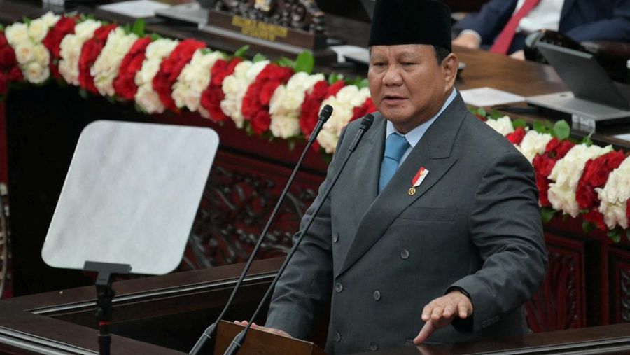 Presiden Indonesia Prabowo Subianto menyampaikan Pidato Kenegaraan tahunannya, menjelang Hari Kemerdekaan negara ini, di Jakarta, Indonesia, 15 Agustus 2025. (BAY ISMOYO/Pool via REUTERS)