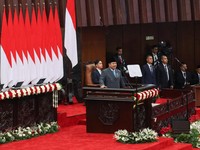 Presiden Indonesia Prabowo Subianto menyampaikan Pidato Kenegaraan tahunannya, menjelang Hari Kemerdekaan negara ini, di Jakarta, Indonesia, 15 Agustus 2025. (REUTERS/Ajeng Dinar Ulfiana/Pool)