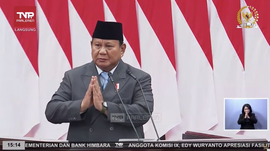 Presiden Prabowo Subianto menyampaikan paparan dalam Rapat Paripurna RUU APBN Tahun Anggaran 2026 dan Nota Keuangan di Gedung MPR/DPR RI, Jakarta, Jumat (15/8/2025). (Tangkapan Layar Youtube/DPR RI)