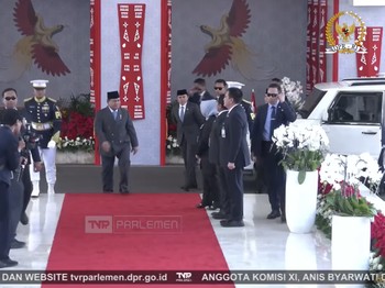 Prabowo Tiba di Gedung MPR Jelang Pidato Kenegaraan Perdana