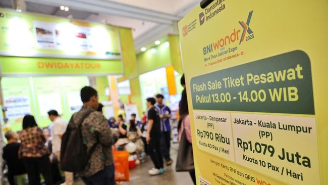 Pengunjung BNI wondrX 2025 IncarTiket Pesawat Murah-Promo Belanja