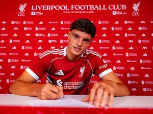 Liverpool Umumkan Kedatangan Giovanni Leoni