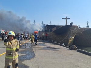 Kapal Terbakar di Muara Baru Bertambah Jadi 5 Unit, Ini Kronologinya