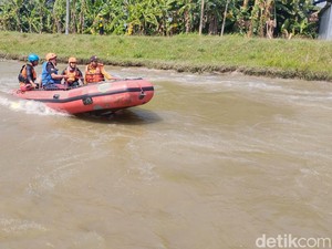 Terpeleset Saat Buang Air, Bocah di Cirebon Hanyut di Saluran Rentang