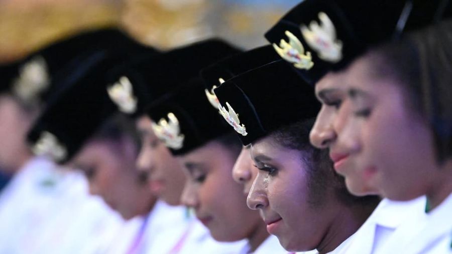 Sebanyak 76 pelajar dari 38 provinsi di Indonesia resmi dikukuhkan sebagai anggota Pasukan Pengibar Bendera Pusaka (Paskibraka) tahun 2025, Sabtu (16/8/2025). (Dok. BPMI)