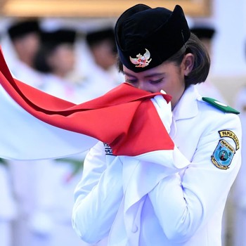 Detik-Detik Pengukuhan 76 Putra Putri Bangsa Jadi Paskibraka 2025