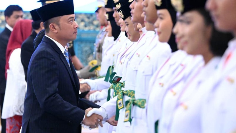 Sebanyak 76 pelajar dari 38 provinsi di Indonesia resmi dikukuhkan sebagai anggota Pasukan Pengibar Bendera Pusaka (Paskibraka) tahun 2025, Sabtu (16/8/2025). (Dok. BPMI)