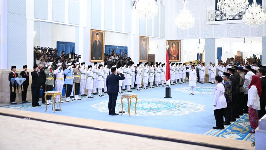Sebanyak 76 pelajar dari 38 provinsi di Indonesia resmi dikukuhkan sebagai anggota Pasukan Pengibar Bendera Pusaka (Paskibraka) tahun 2025, Sabtu (16/8/2025). (Dok. BPMI)