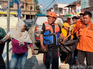 7 Jam Pencarian, Bocah Nairo Ditemukan Tewas di Sungai Rentang Cirebon