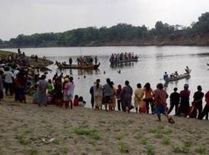 Tragedi Perahu Terbalik di Bengawan Solo Tewaskan 10 Orang