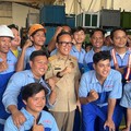 Parah, Wamenaker Temukan Ada yang Magang Sampai 9 Tahun di Cikarang