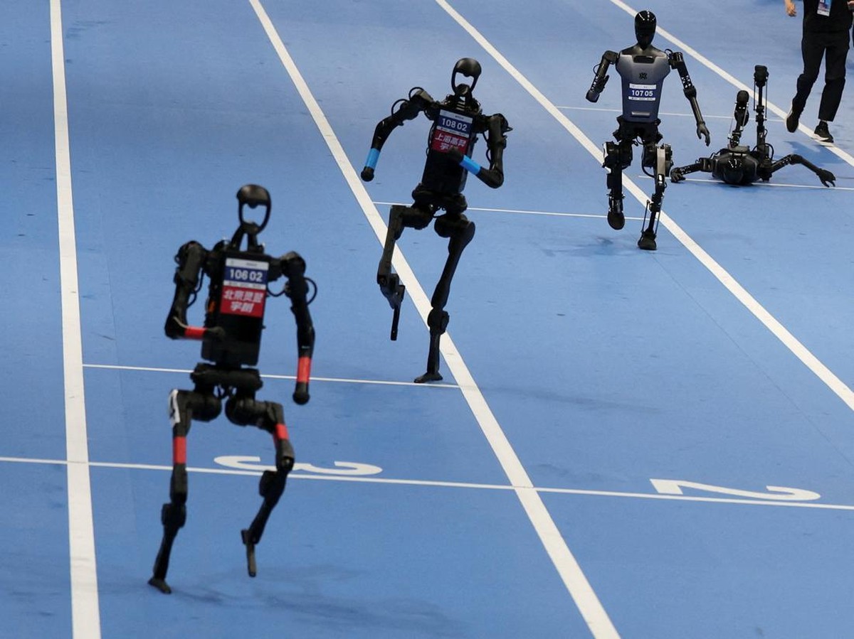 Pertandingan Robot Humanoid di Kejuaraan Dunia Beijing 2025 Dorong Inovasi Robotika