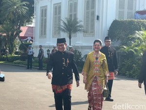 Gaya Pramono Anung Pakai Baju Adat Betawi Hadiri Upacara HUT RI di Istana