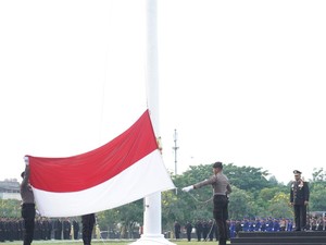 Dipimpin Wakapolda, Upacara HUT RI di Polda Riau Berlangsung Khidmat