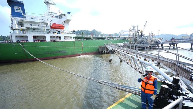 Pertamina Hadirkan Bahan Bakar Pesawat dari Minyak Jelantah di HUT RI
