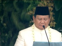 Video: Detik-detik Presiden Prabowo Bacakan Teks Proklamasi di Istana