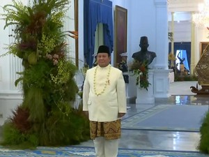 Video: Pakaian Adat Apa yang Dipakai Prabowo Saat Upacara HUT ke-80 RI?
