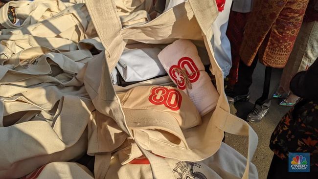 Mengintip Isi Goodie Bag Peserta Upacara HUT ke-80 RI di Istana