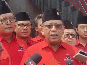 Jokowi Minta Relawan Dukung Prabowo-Gibran 2 Periode, Hasto Bilang Begini