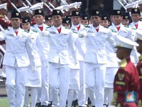 Penurunan Bendera HUT RI ke-80 Jam Berapa? Ini Jadwal Resminya
