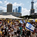 Perang Gaza Senjata Makan Tuan, Ribuan Warga Israel Demo Netanyahu