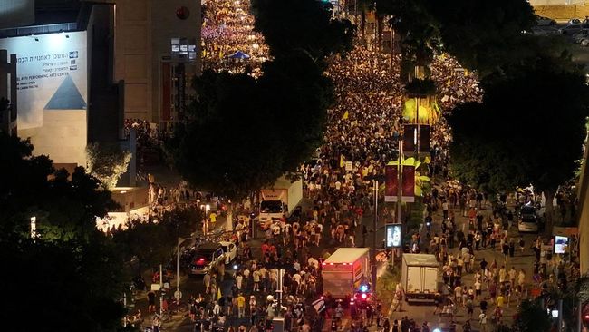 Penampakan Tel Aviv Membara, Warga Israel Kompak Tantang Netanyahu