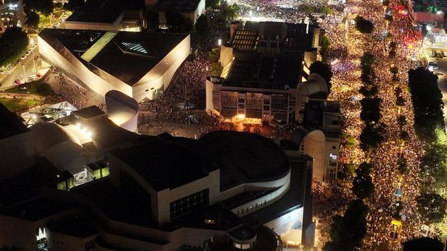 Penampakan Demo Besar-Besaran Guncang Tel Aviv Israel