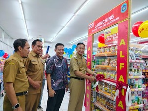 Produk UMKM Lamongan Resmi Masuk Toko Modern, Begini Harapan Bupati