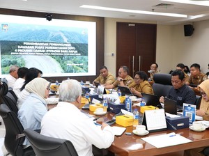 Wamendagri Beberkan Progres DOB Papua, Ditargetkan Rampung 2028