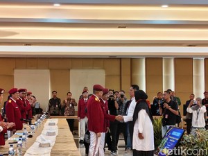 Video Pesan Mensos untuk 55 Kepala Sekolah Rakyat Tambahan