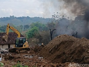 750 Warga Gandu Blora Belum Boleh Pulang Meski Kebakaran Sumur Minyak Padam