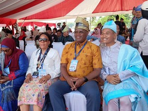 Pertama Kali Lihat Pacu Jalur, Dubes Mozambik Terpukau