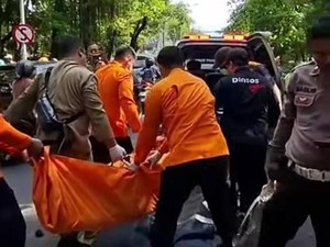 Dokter di Surabaya Tabrak 2 Pemotor Wanita, 1 Orang Tewas