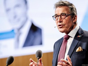 NATO Dorong Eropa Siap Kirim Pasukan untuk Amankan Ukraina