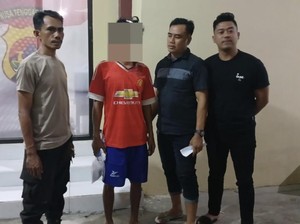 Pria ODGJ Bacok Guru SMA di Bima, Nyaris Diamuk Massa