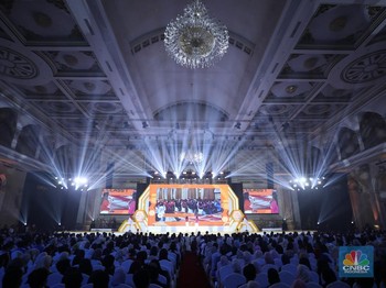 Full House! Ribuan Pengunjung Antusias Menyimak Paparan Bos LPS