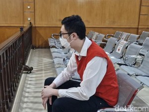 Dokrer Priguna Dituntut 11 Tahun Bui di Kasus Pemerkosaan