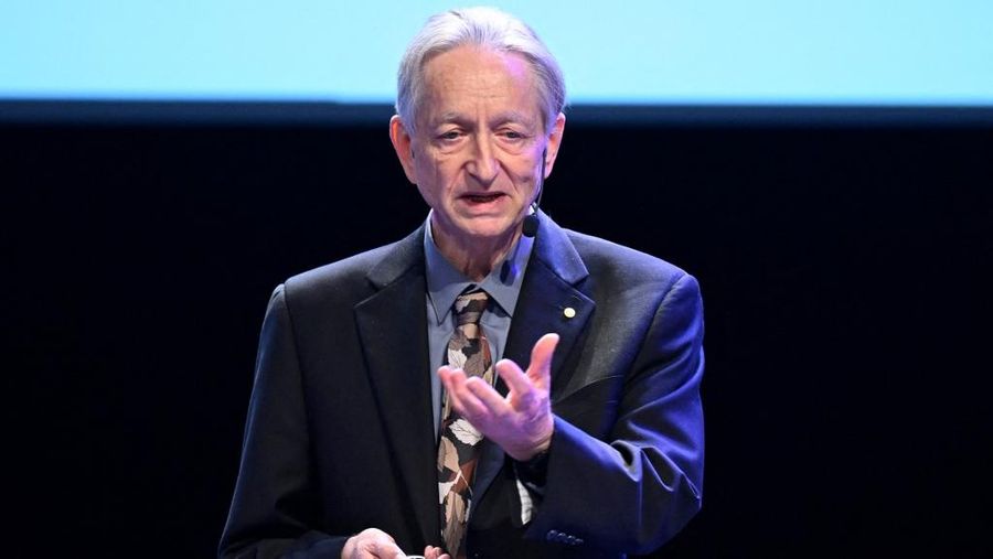 Ilmuwan komputer asal Kanada, Geoffrey Hinton. (AFP/PONTUS LUNDAHL)