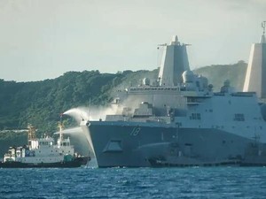 Kapal Angkatan Laut AS Terbakar Selama 12 Jam di Lepas Pantai Jepang