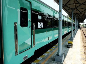 KAI Luncurkan Kereta Khusus Petani Bulan Ini, Tarif Lebih Murah
